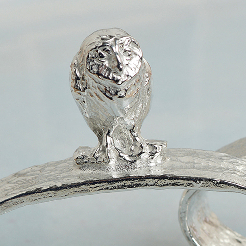 pewter owl napkin ring. Serviette ring with a owl on the top
