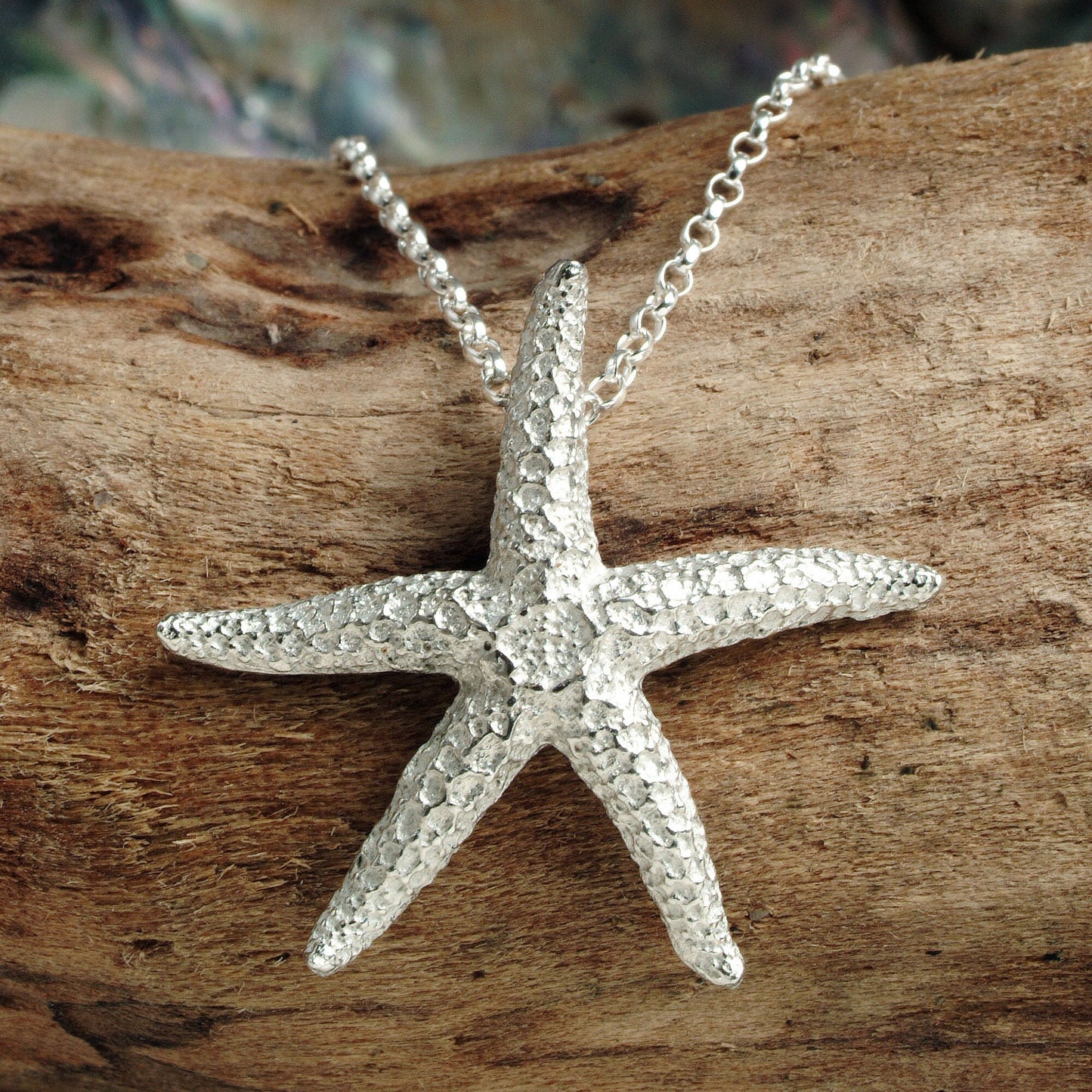 A delicate and detailed pewter starfish necklace on an 18" Sterling silver chain. Great jewellery gifts for her, nautical gifts starfish gifts. The perfect 10th tin 10 year wedding anniversary gift (Our pewter is 95% tin). Made in Britain with love.