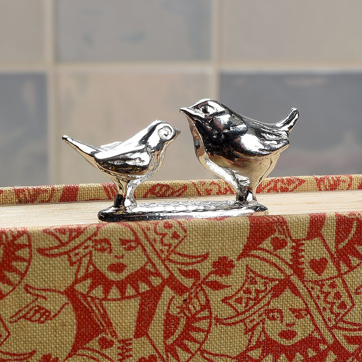 A personalised engraved pewter metal bookmark with a wren and a robin on the top. We can engrave the front and the back with your own personalised messages. Unique gifts. Ideal 10th tin wedding anniversary gift. Our pewter is 95% tin.