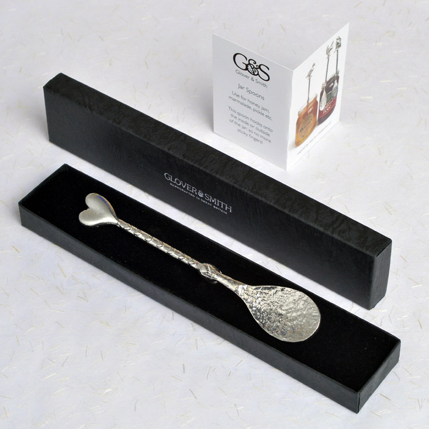 Heart pewter love spoon, a long spoon with a hook for jam jars. An ideal small wedding gift & the perfect 10th (Tin) ten year wedding anniversary gift (Our pewter is 95% tin). Love spoons, love heart spoons handmade in the UK.