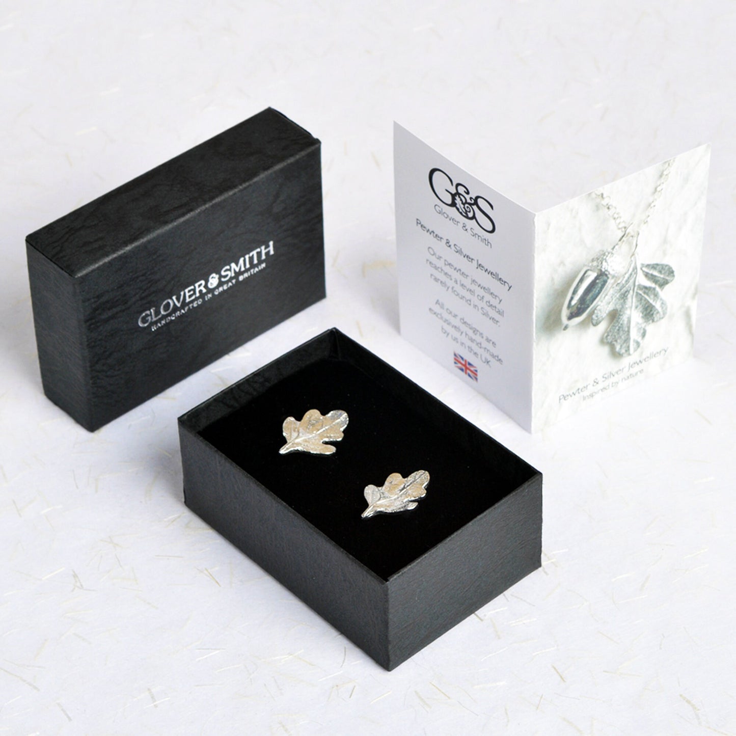 Oak leaf cufflinks, oak leaf gifts for men, pewter gifts for nature lovers. The perfect 10th wedding anniversary gift, tin anniversary gifts (Our pewter is 95% tin) and a great gift for Father's day.