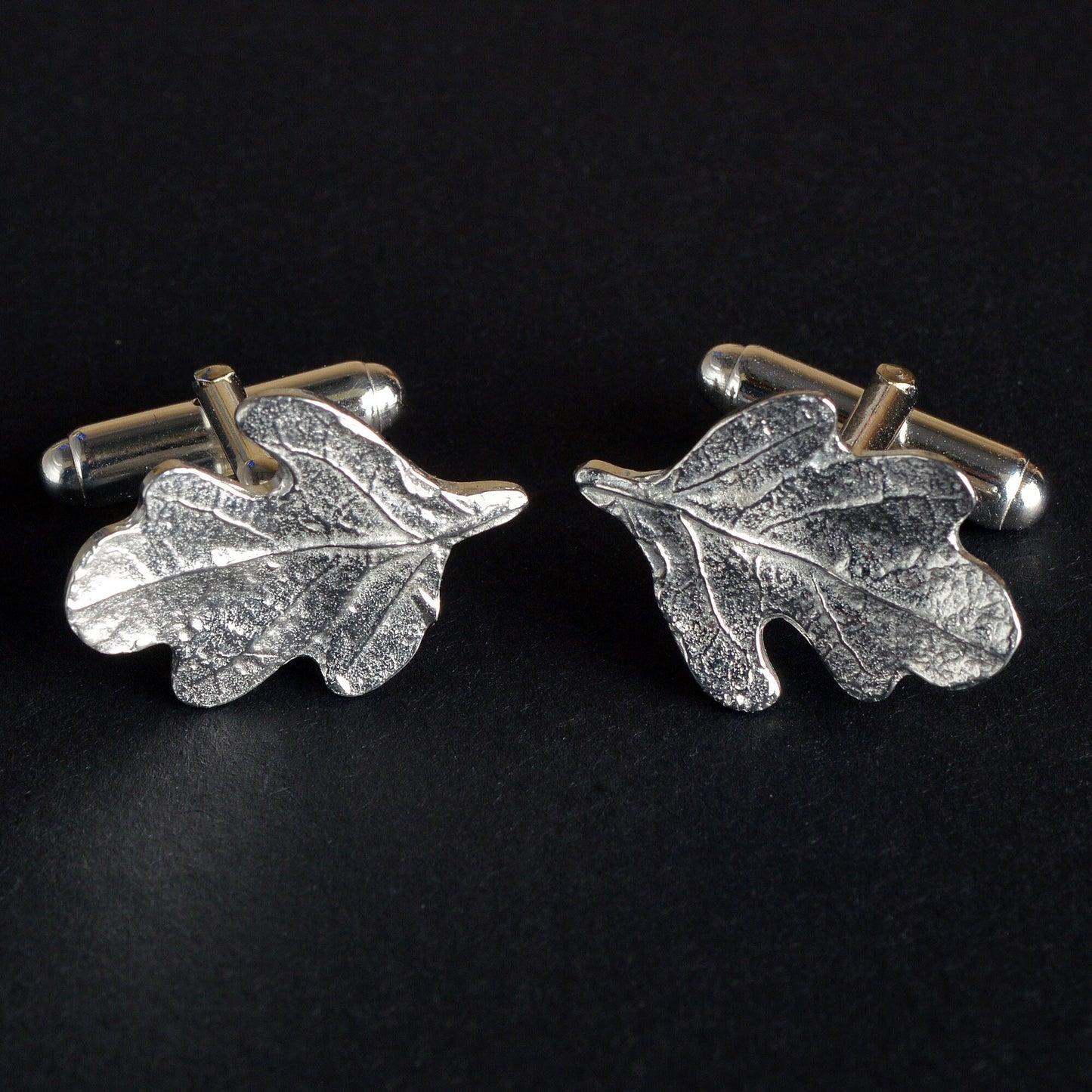 Oak leaf cufflinks, oak leaf gifts for men, pewter gifts for nature lovers. The perfect 10th wedding anniversary gift, tin anniversary gifts (Our pewter is 95% tin) and a great gift for Father's day.