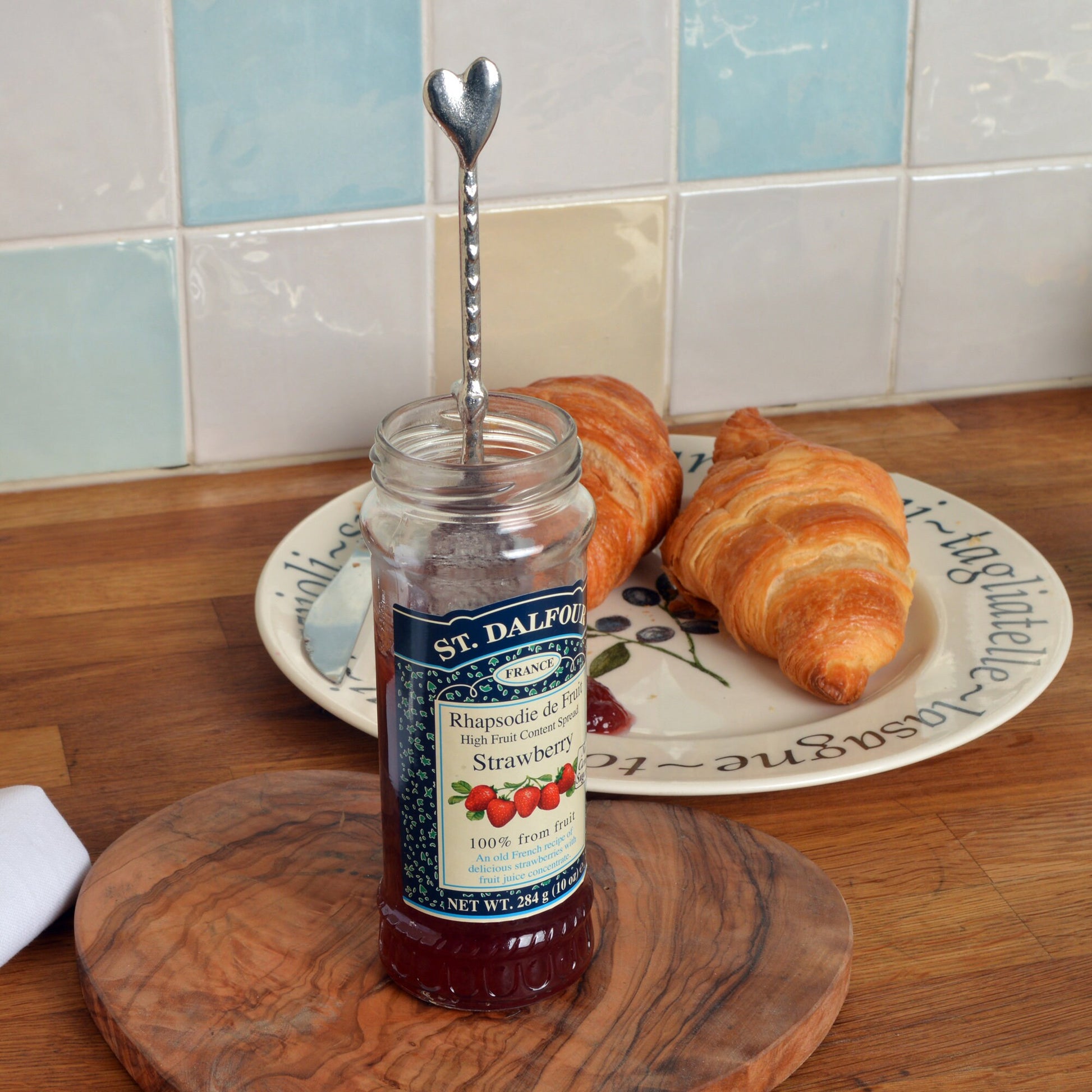 Heart pewter love spoon, a long spoon with a hook for jam jars. An ideal small wedding gift & the perfect 10th (Tin) ten year wedding anniversary gift (Our pewter is 95% tin). Love spoons, love heart spoons handmade in the UK.