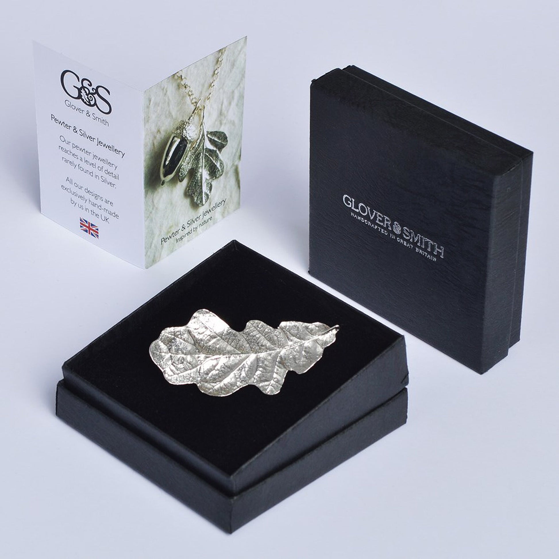 Beautifully detailed & textured oak leaf English pewter brooch, handmade in England. Oak leaf nature jewellery gifts for her. Each stunning pewter oak leaf brooch is 6.0cm (2.4 inches) tall and is attached with a metal clasp pin. 