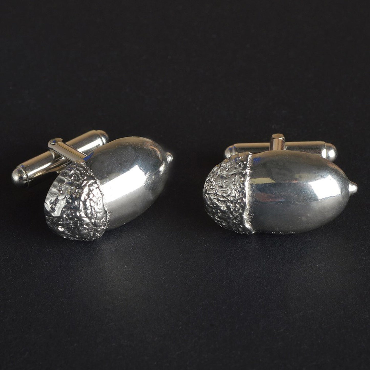 Acorn cufflinks, acorn gifts for men, pewter gifts for nature lovers. The perfect 10th ten year wedding anniversary gift, tin anniversary gifts (Our pewter is 95% tin) and a great gift for Father's day.