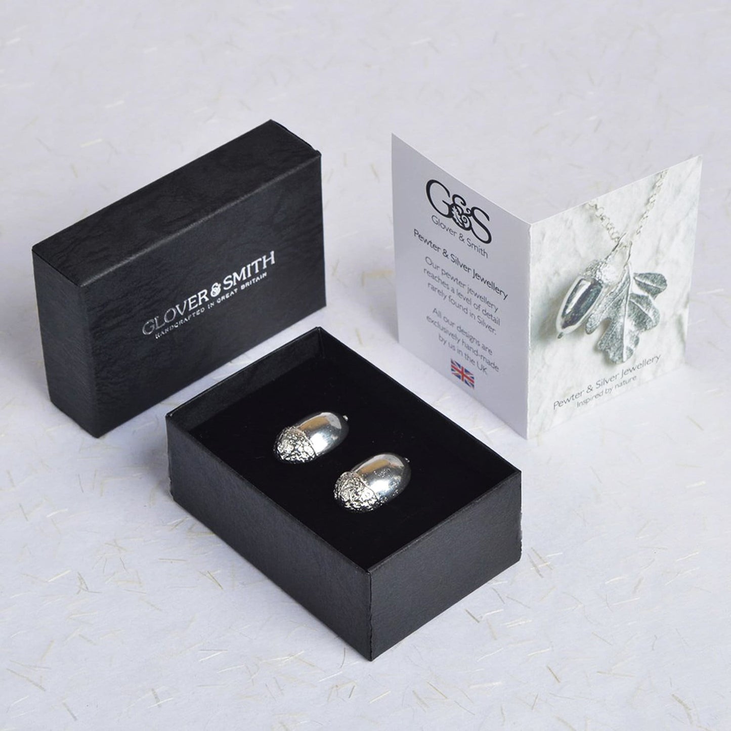 Acorn cufflinks, acorn gifts for men, pewter gifts for nature lovers. The perfect 10th ten year wedding anniversary gift, tin anniversary gifts (Our pewter is 95% tin) and a great gift for Father's day.