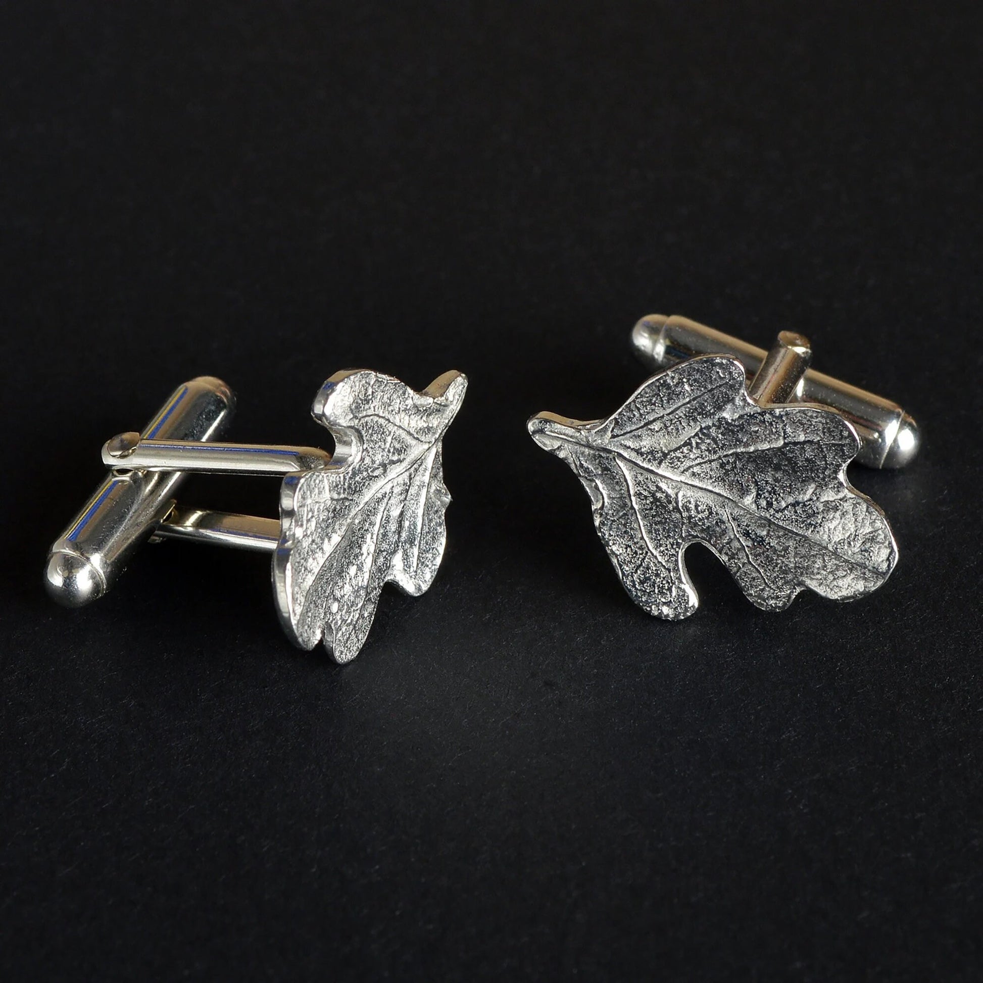 Oak leaf cufflinks, oak leaf gifts for men, pewter gifts for nature lovers. The perfect 10th wedding anniversary gift, tin anniversary gifts (Our pewter is 95% tin) and a great gift for Father's day.