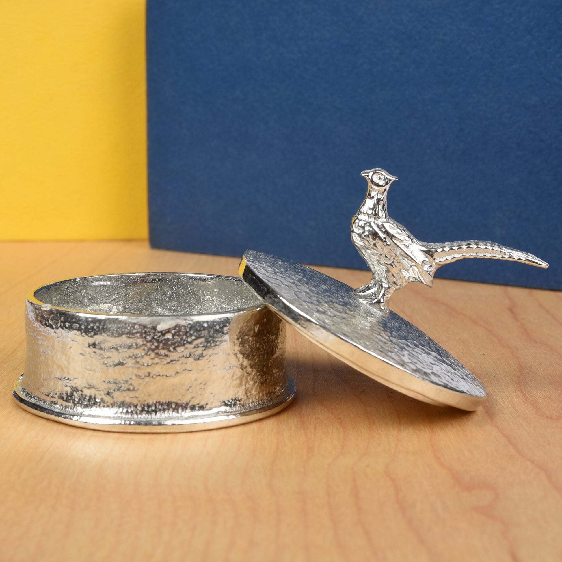 Pheasant pewter personalised trinket box. Our round pheasant keepsake box features a pheasant sculpture as a handle. The underside of the lid can be engraved with your personalised message. Pheasant gifts, personalised gifts for pheasant lovers.