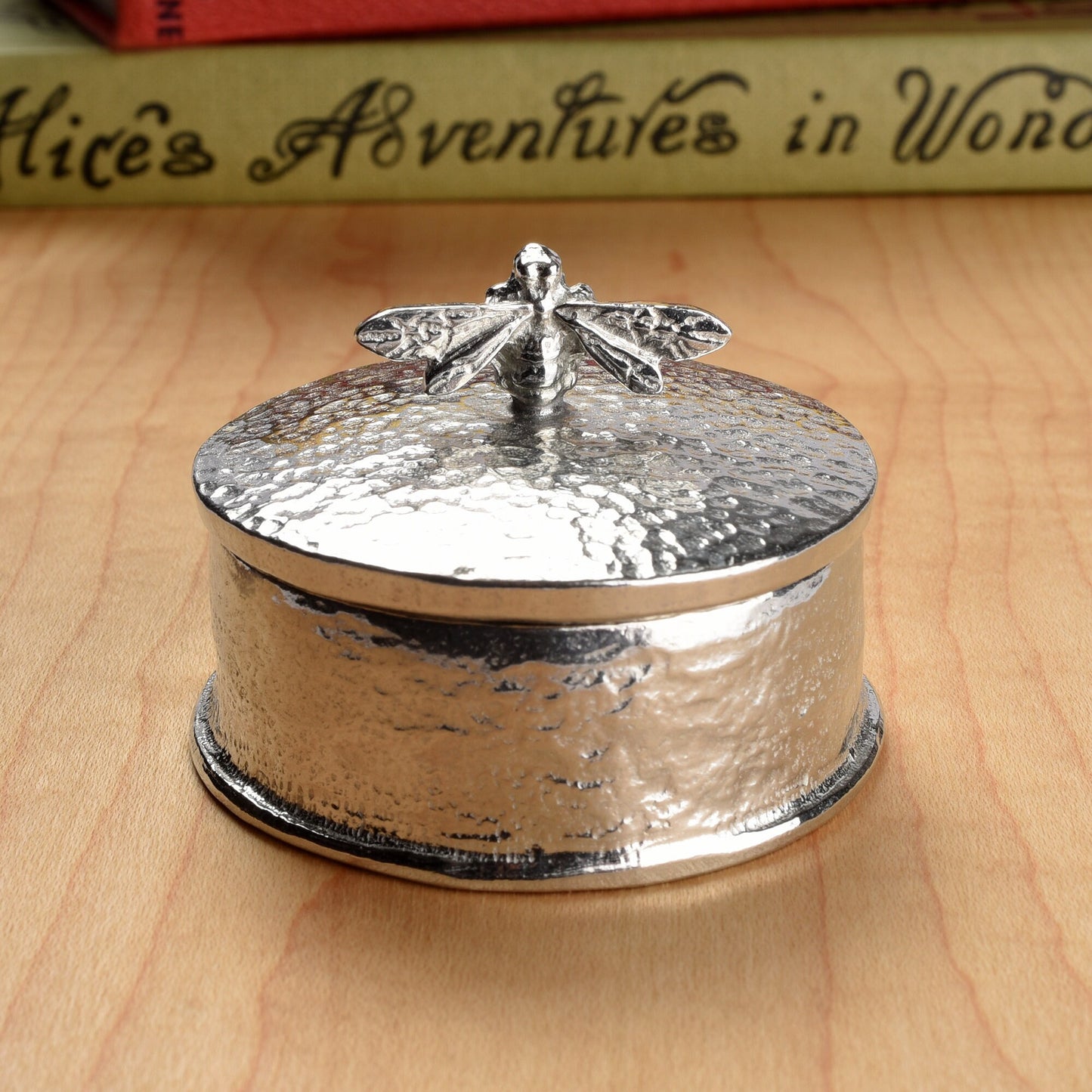 Bee pewter personalised trinket box. Our round bee keepsake box features a honey bee sculpture as a handle. The underside of the lid can be engraved with your personalised message. Bee gifts, personalised gifts for bee lovers. Country gifts