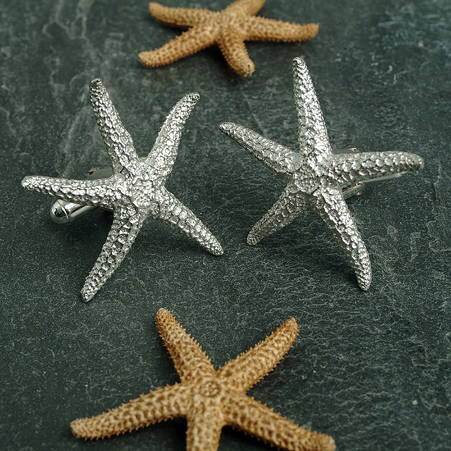 Starfish cufflinks, starfish gifts for men, pewter gifts for nature lovers. The perfect 10th ten year wedding anniversary gift, tin anniversary gifts (Our pewter is 95% tin) and a great gift for Father's day.