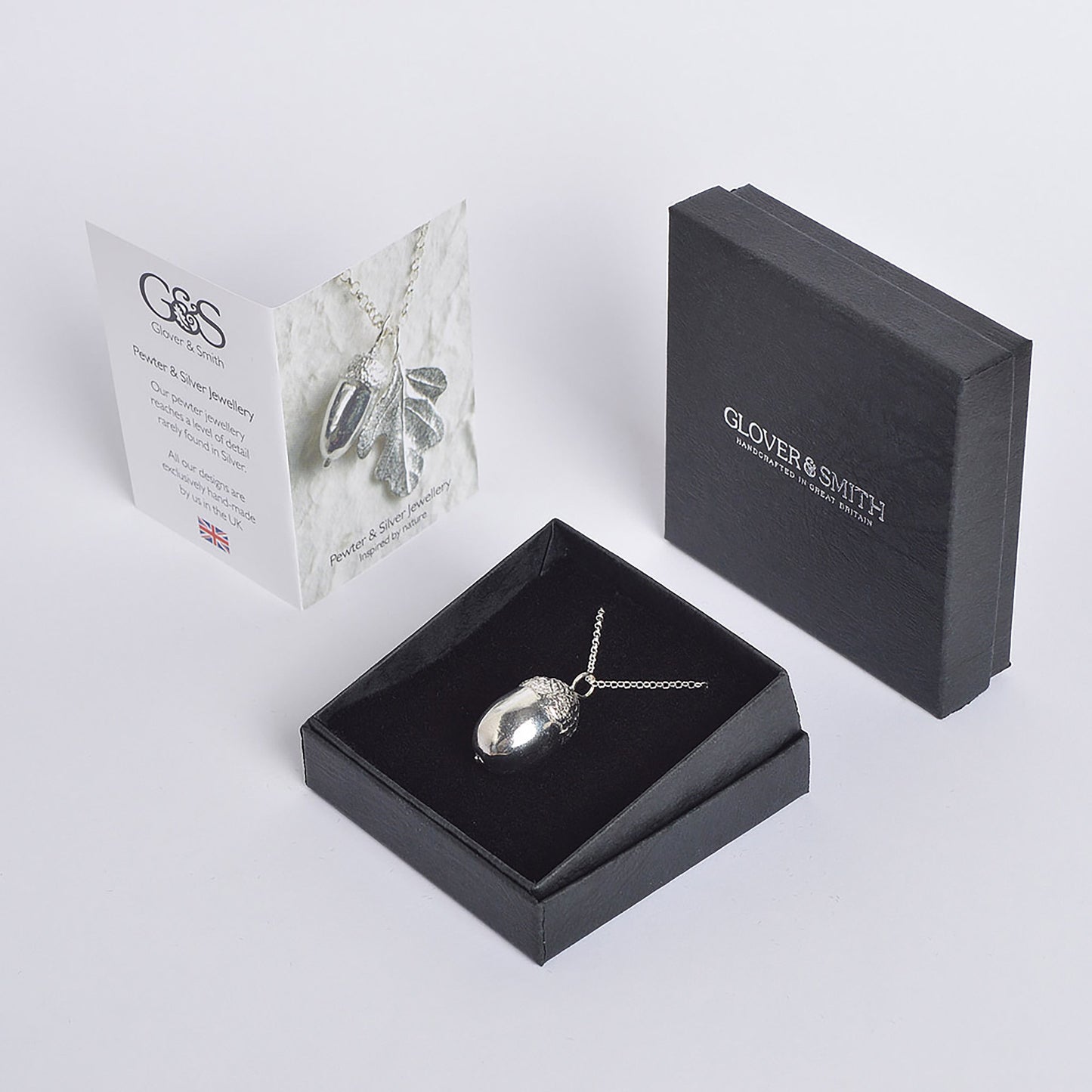 A detailed pewter acorn necklace on an 18" Sterling silver chain. Gifts for nature lovers, acorn jewellery. Great jewellery gifts for her. The perfect 10th tin 10 year wedding anniversary gift (Our pewter is 95% tin). Made in Britain with love.