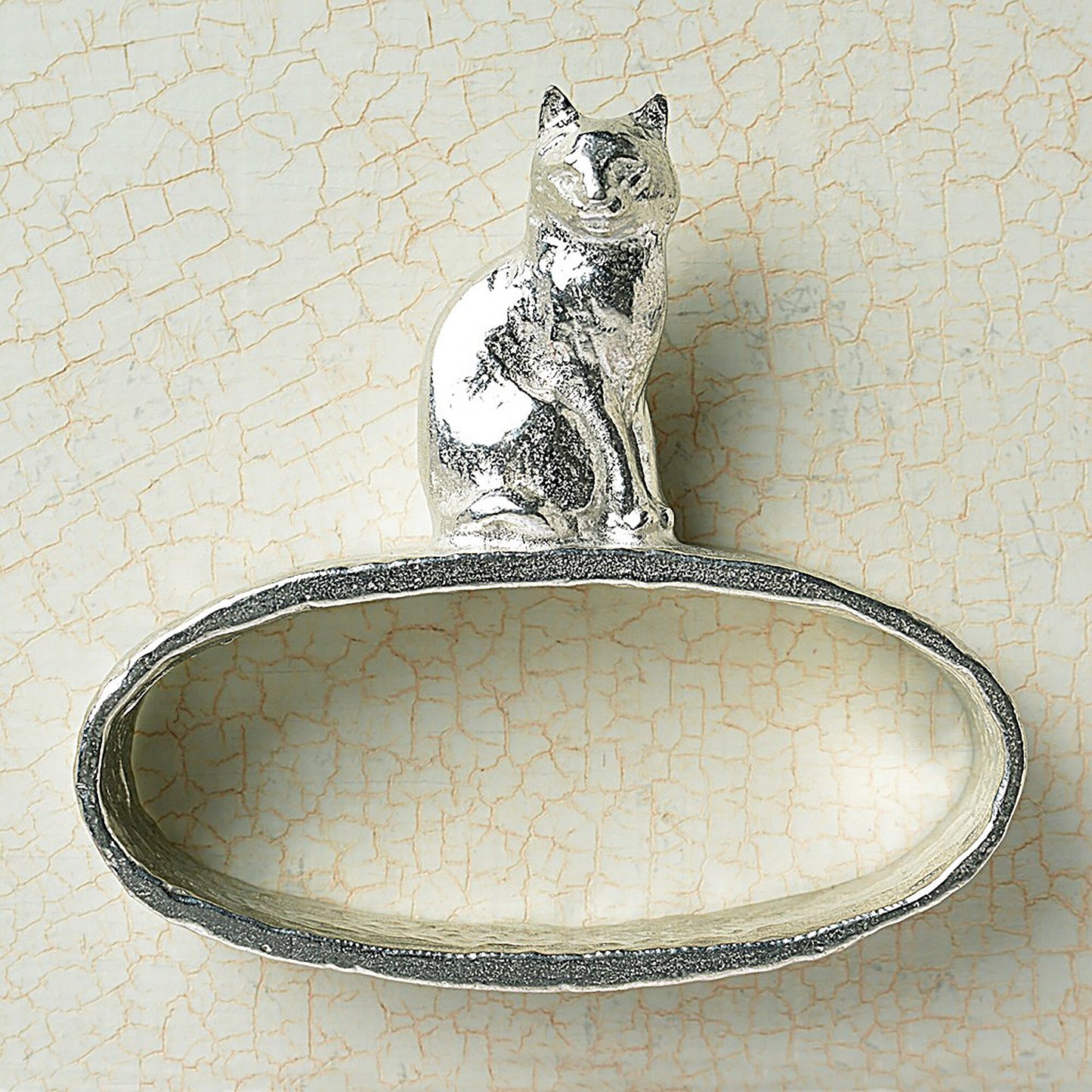 A delightful pair of pewter owl & pussycat pewter napkin rings. A perfect 10th (Tin) ten year wedding anniversary gift (Our pewter is 95% tin). The perfect gift for any loving couple! Great housewarming gifts or wedding gifts, UK made.