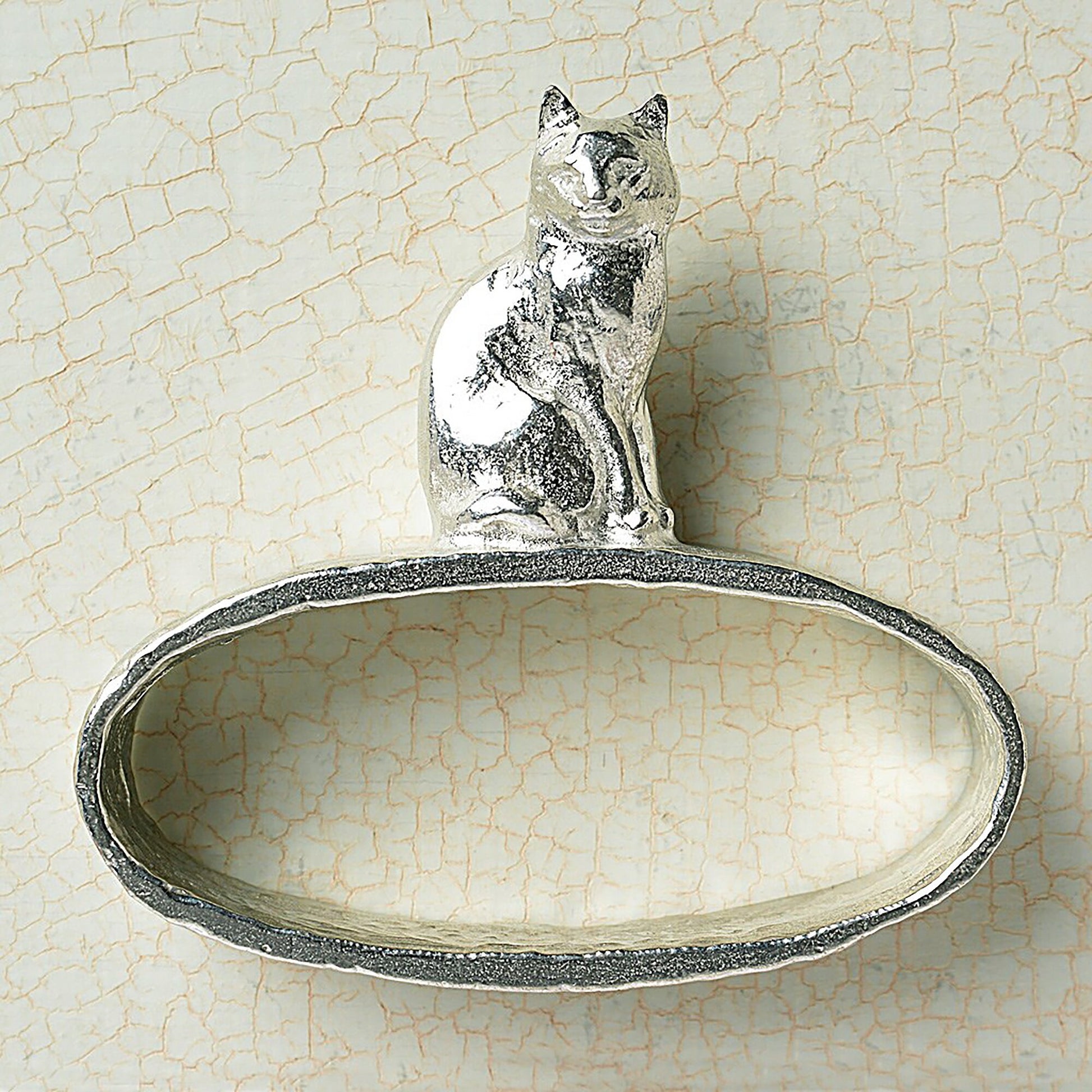 A delightful pair of pewter owl & pussycat pewter napkin rings. A perfect 10th (Tin) ten year wedding anniversary gift (Our pewter is 95% tin). The perfect gift for any loving couple! Great housewarming gifts or wedding gifts, UK made.